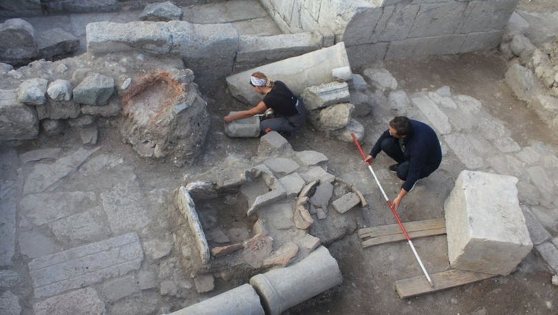 Sebastapolis’teki kazılarda bronz haç bulundu