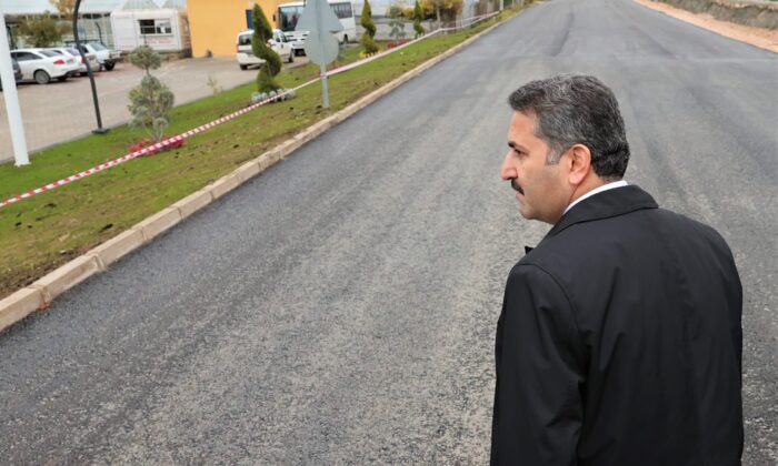 Tokat Belediye Başkanı Eroğlu, yol çalışmalarını inceledi