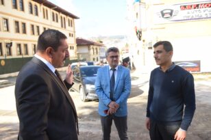 Kastamonu Belediye Başkanı Op. Dr. R. Galip Vidinlioğlu “Mesai Mefhumu Gözetmeden Çalışmalar Sürüyor”