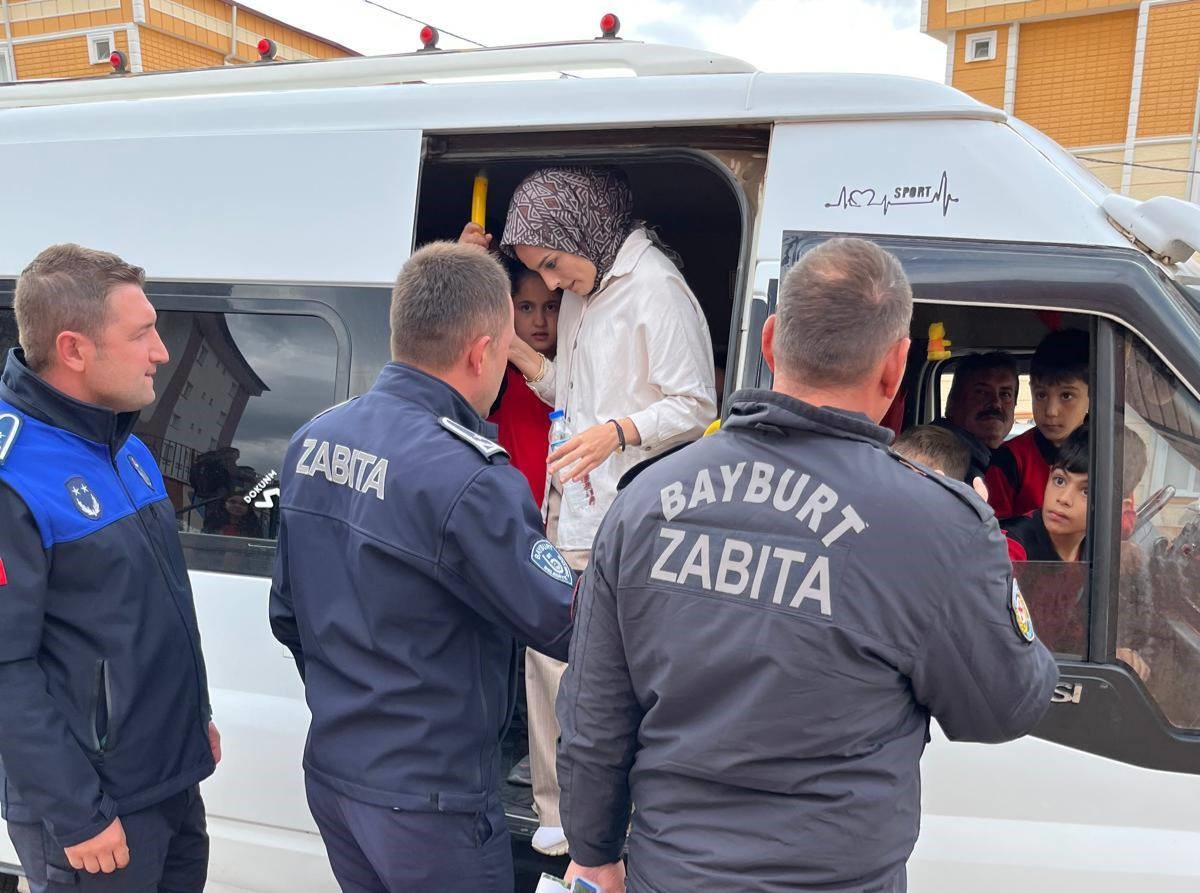 Bayburt’ta okul servis araçları denetlendi – Tokat Haberleri – Tokat Son Dakika