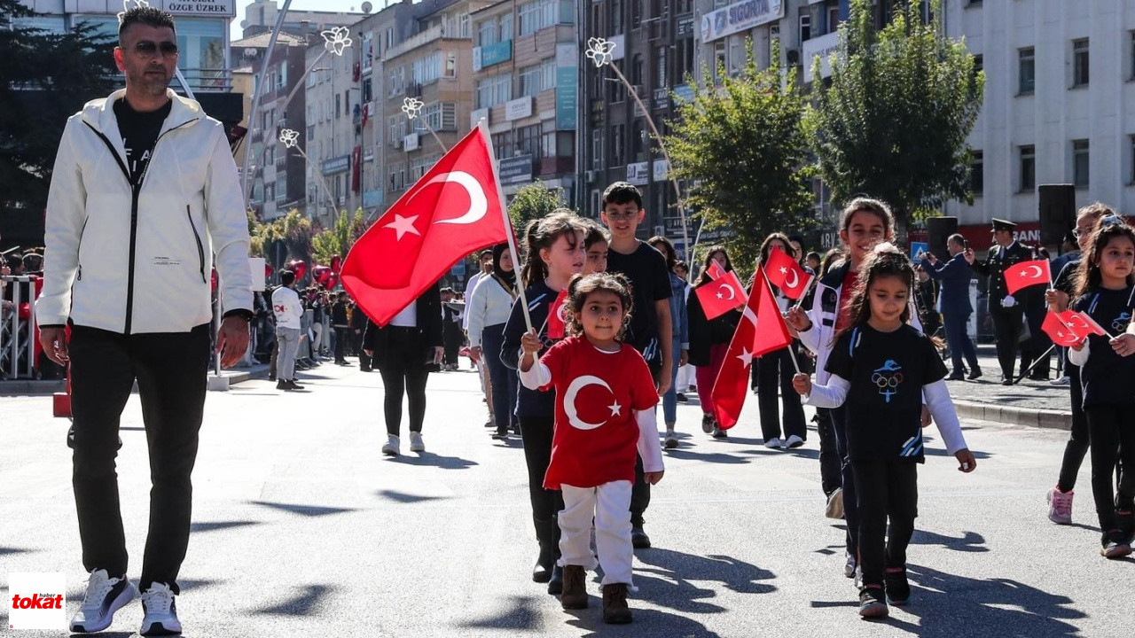 Hüseyin Kömür: İyi ki Türkiye İyi ki Cumhuriyet Var – Tokat Haber – Tokat Son Dakika Haberleri – Tokat Haberleri – Tokat Son Dakika