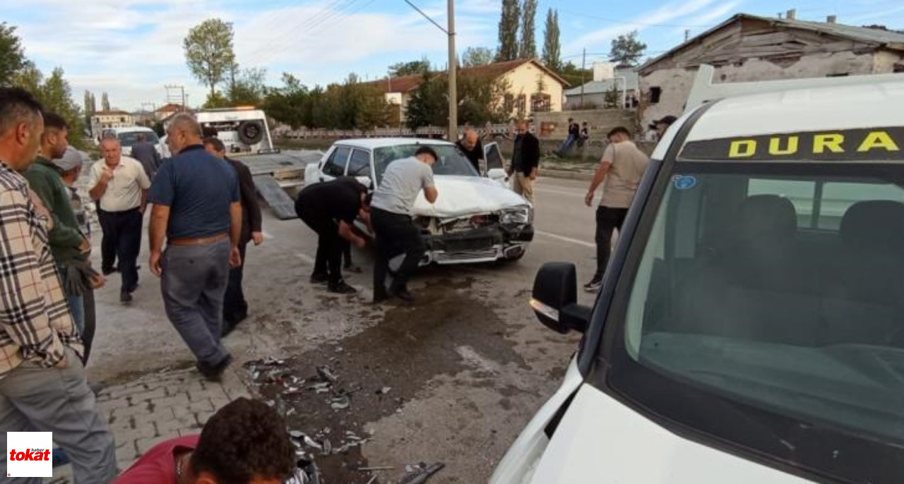 Tokat’ta otomobille kafa kafaya çarpıştılar: 1 ölü – Tokat Haberleri – Tokat Son Dakika