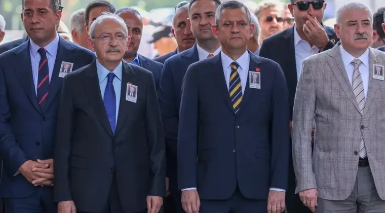 Halef ile selef aynı karede! Özel’den Kılıçdaroğlu çok konuşulacak jest